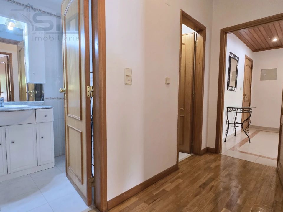 Apartamento T1 para Arrendamento em Cacém e São Marcos Foto 12