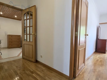 Apartamento T1 para Arrendamento em Cacém e São Marcos
