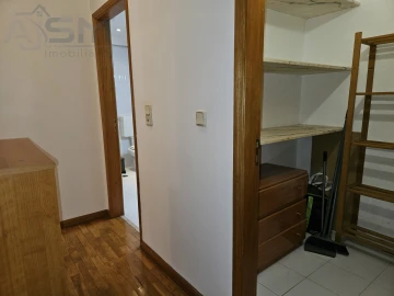 Apartamento T1 para Arrendamento em Cacém e São Marcos