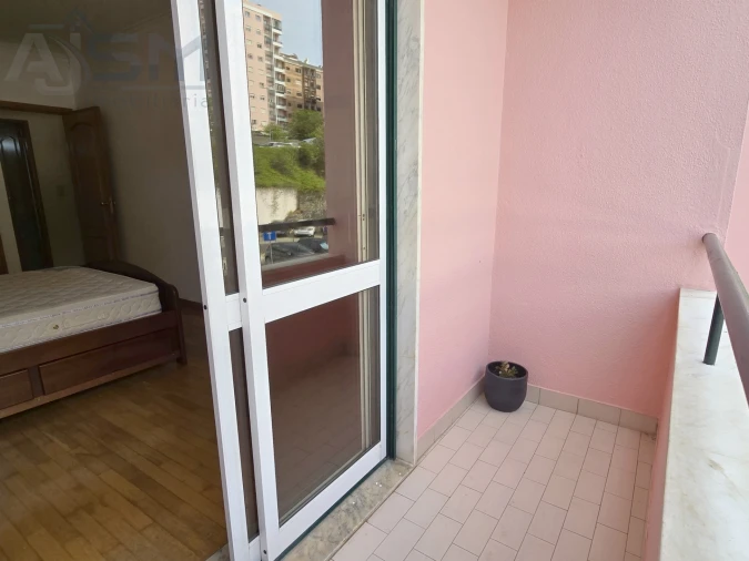 Apartamento T1 para Arrendamento em Cacém e São Marcos Foto 19