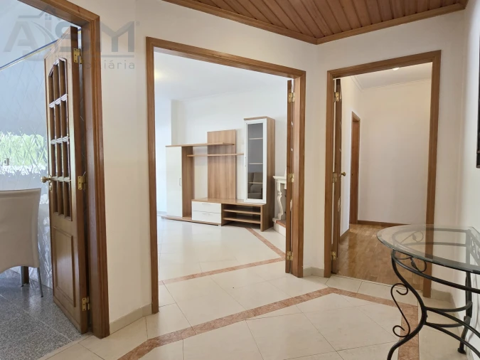 Apartamento T1 para Arrendamento em Cacém e São Marcos Foto 7