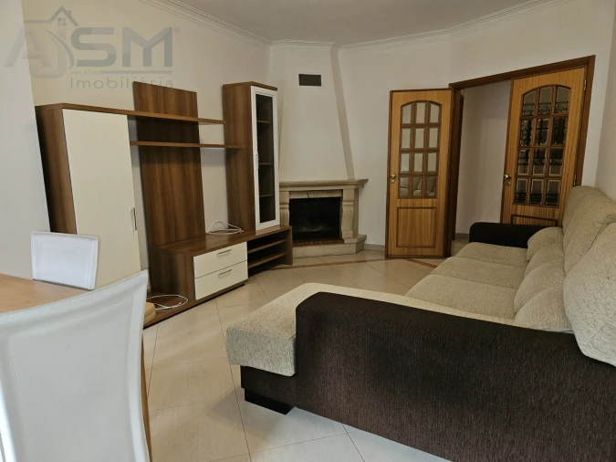 Apartamento T1 para Arrendamento em Cacém e São Marcos Foto 2