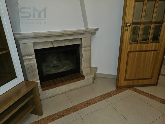 Apartamento T1 para Arrendamento em Cacém e São Marcos Foto 5