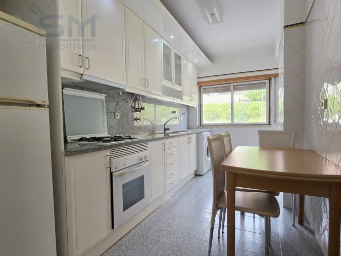 Apartamento T1 para Arrendamento em Cacém e São Marcos Foto 2