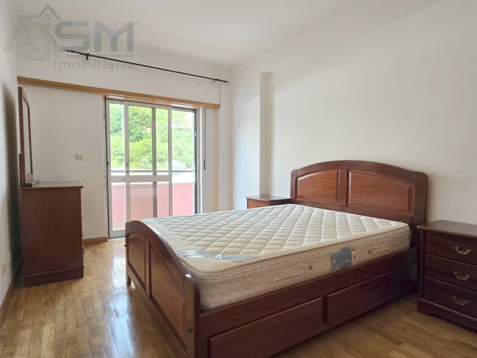 Apartamento T1 para Arrendamento em Cacém e São Marcos Foto 17