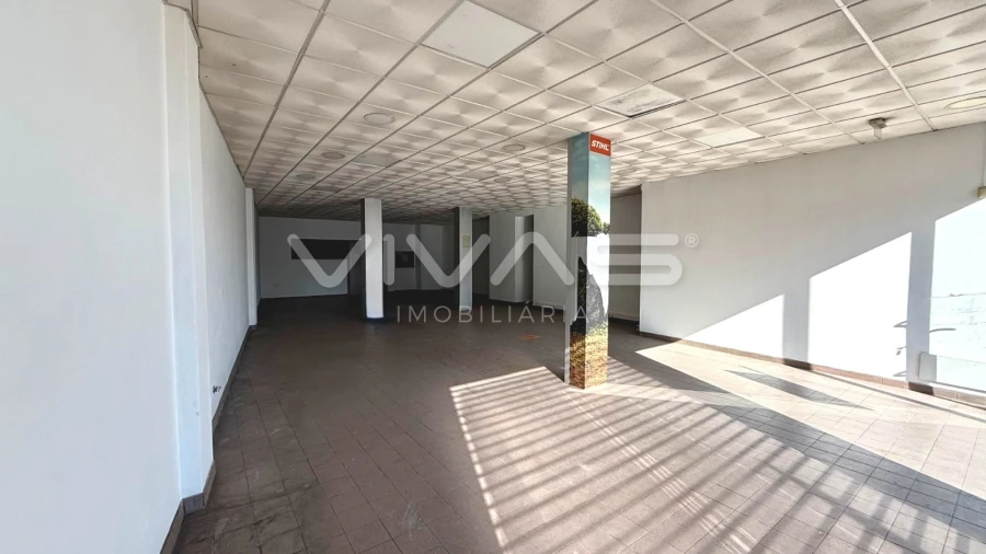 Loja para Arrendamento em Vila Verde e Barbudo Foto 5