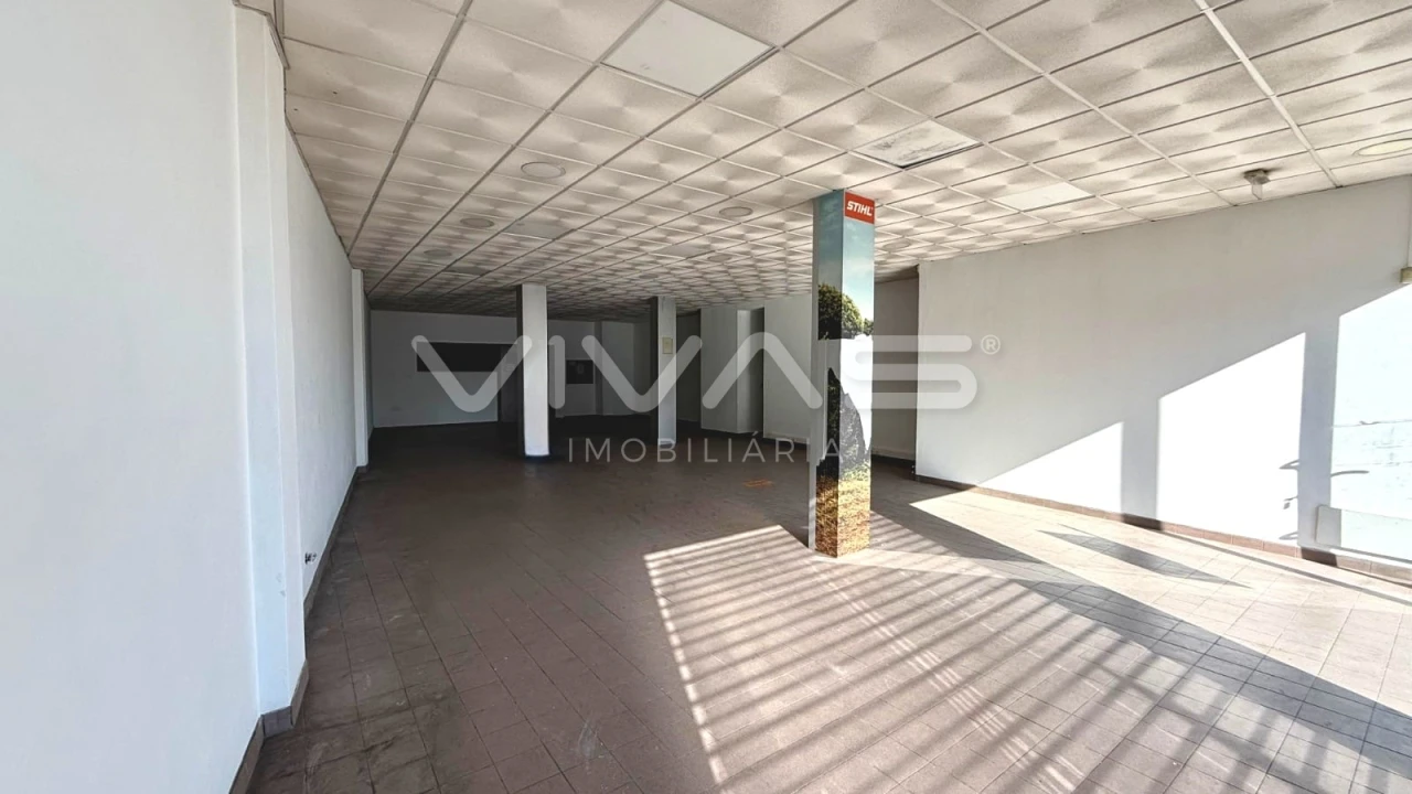 Loja para Arrendamento em Vila Verde e Barbudo Foto 5