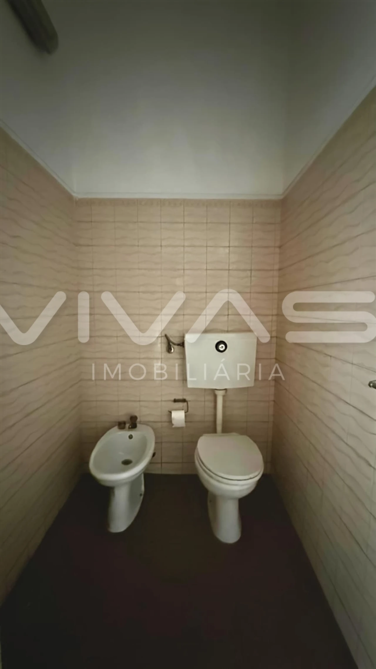 Loja para Arrendamento em Vila Verde e Barbudo Foto 8