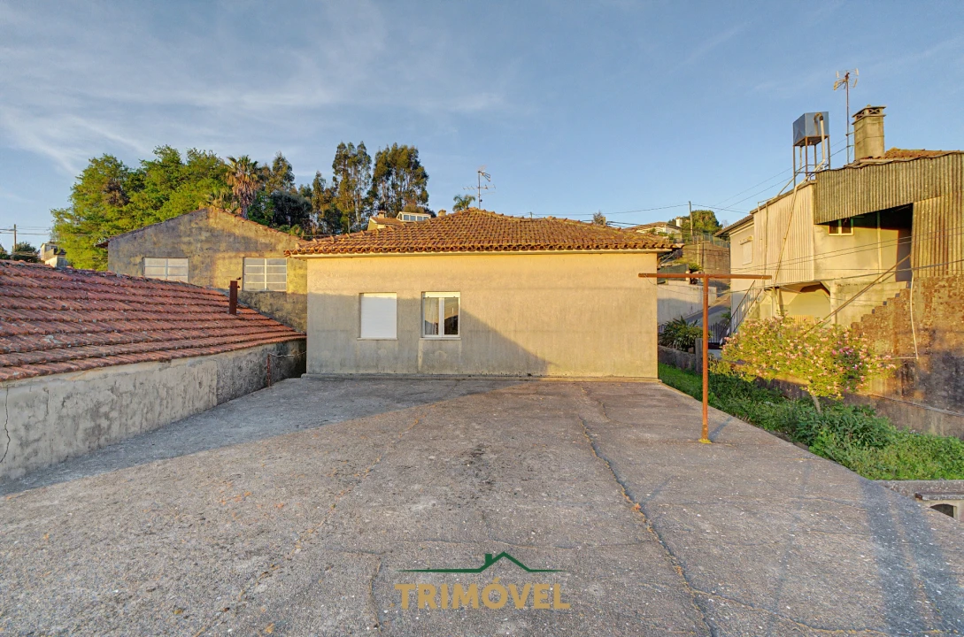 Moradia T3 para Venda em São Roque Foto 25