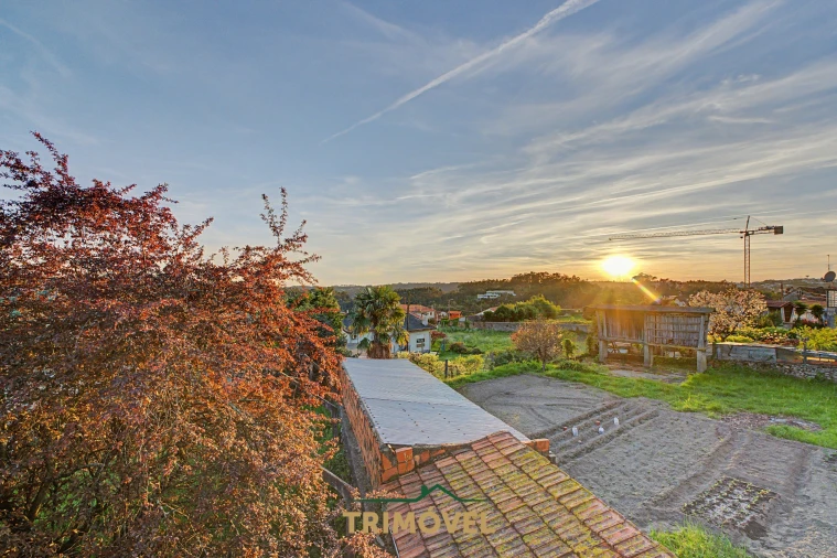 Moradia T3 para Venda em São Roque Foto 23