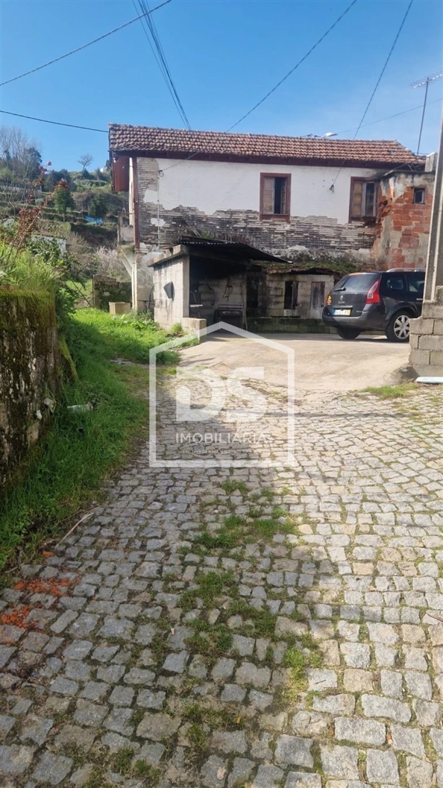 Moradia T2 para Venda em Santiago de Piães Foto 3