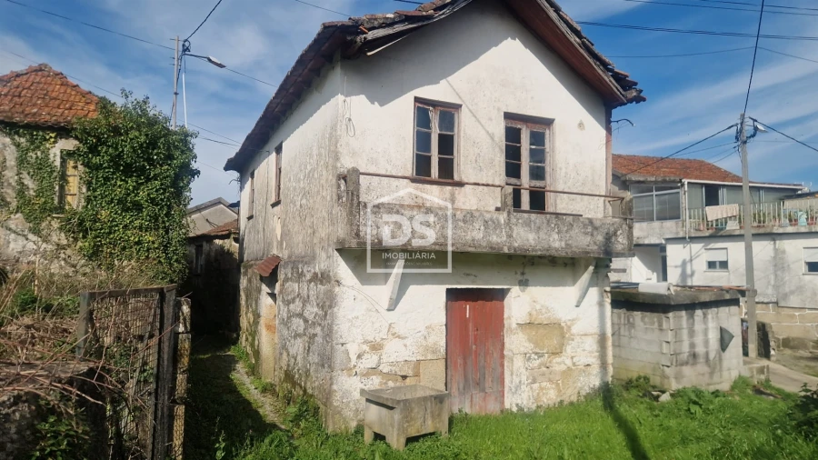 Moradia T2 para Venda em Santiago de Piães Foto 11