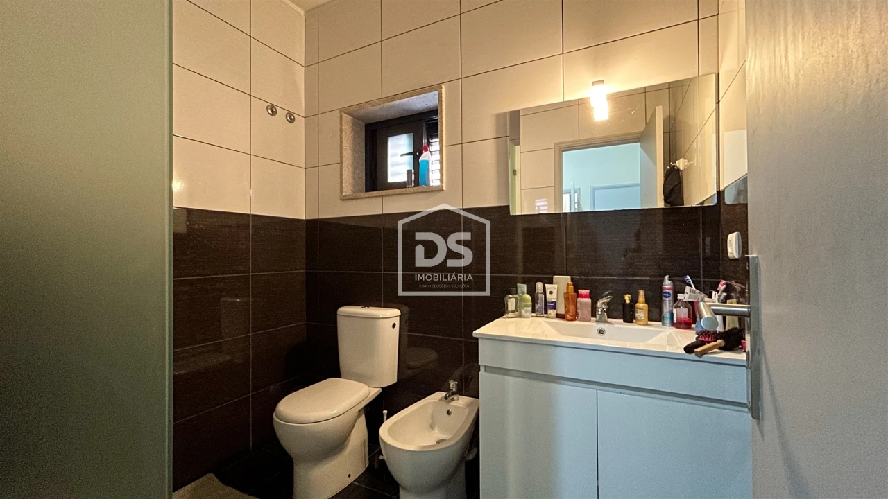 Moradia T3 para Venda em Alpendorada, Várzea e Torrão Foto 13