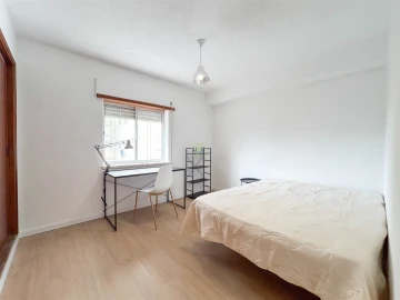 Apartamento T5 para Venda em Castelo Branco