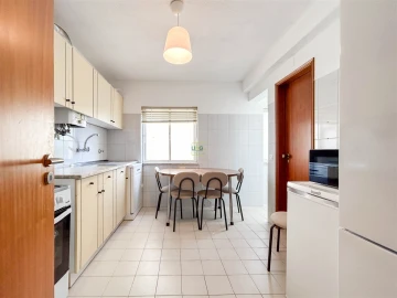 Apartamento T5 para Venda em Castelo Branco
