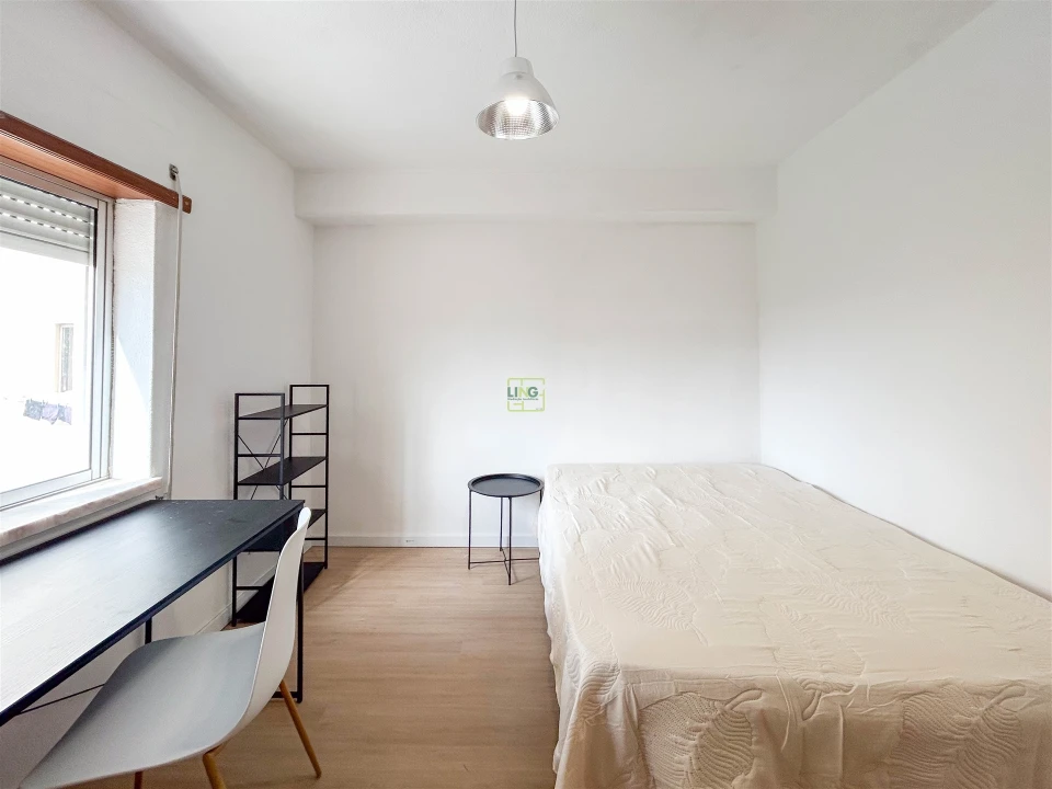 Apartamento T5 para Venda em Castelo Branco Foto 13