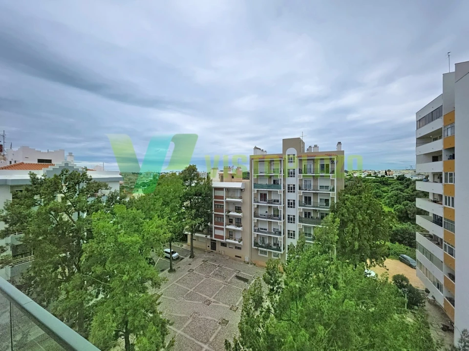 Apartamento T4 para Venda em Portimão Foto 10