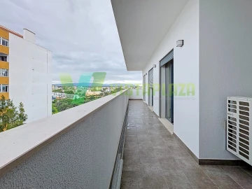 Apartamento T4 para Venda em Portimão