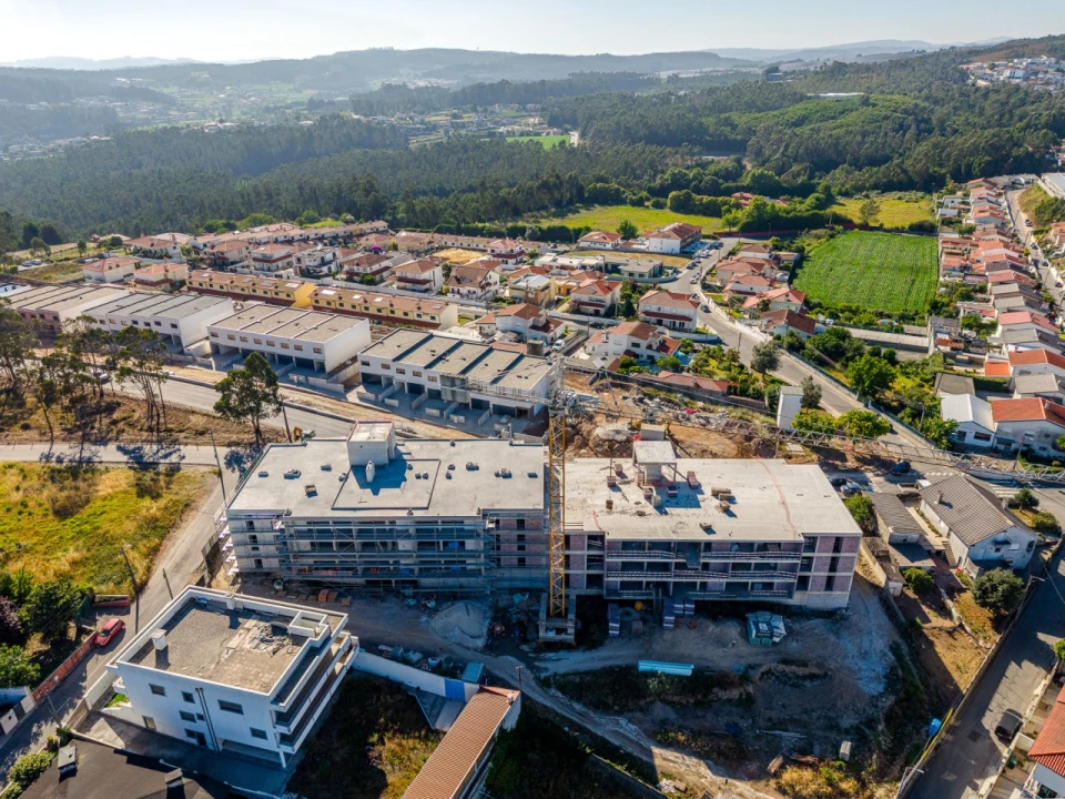 Apartamento T3 para Venda em Vila Nova de Famalicão e Calendário Foto 1