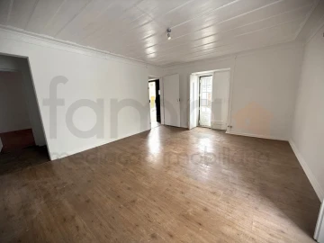 Moradia T3 para Venda em Azeitão (São Lourenço e São Simão)