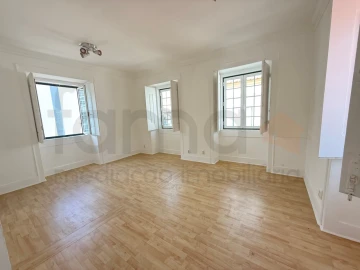 Moradia T3 para Venda em Azeitão (São Lourenço e São Simão)