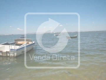 Loja para Venda em Gaio-Rosário e Sarilhos Pequenos