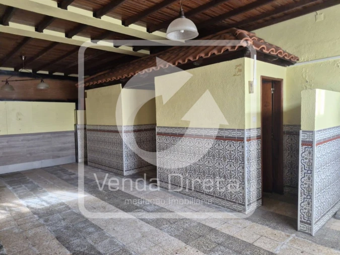 Loja para Venda em Gaio-Rosário e Sarilhos Pequenos Foto 10