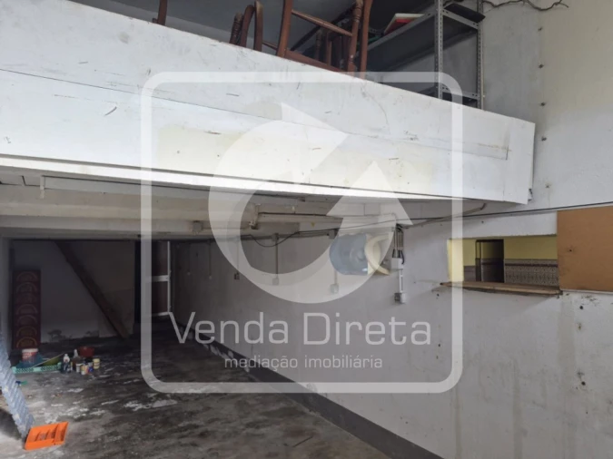 Loja para Venda em Gaio-Rosário e Sarilhos Pequenos Foto 13