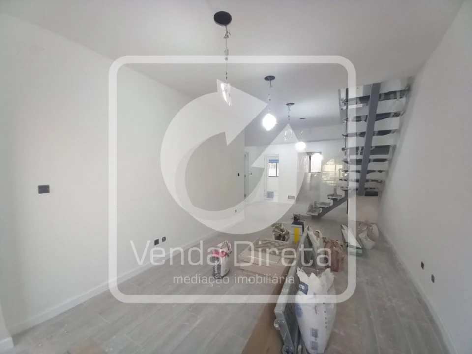 Apartamento T3 para Venda em Costa da Caparica Foto 13