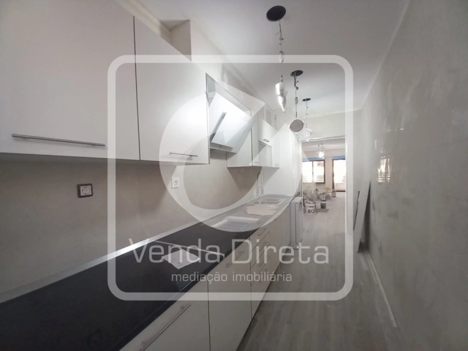 Apartamento T3 para Venda em Costa da Caparica Foto 15