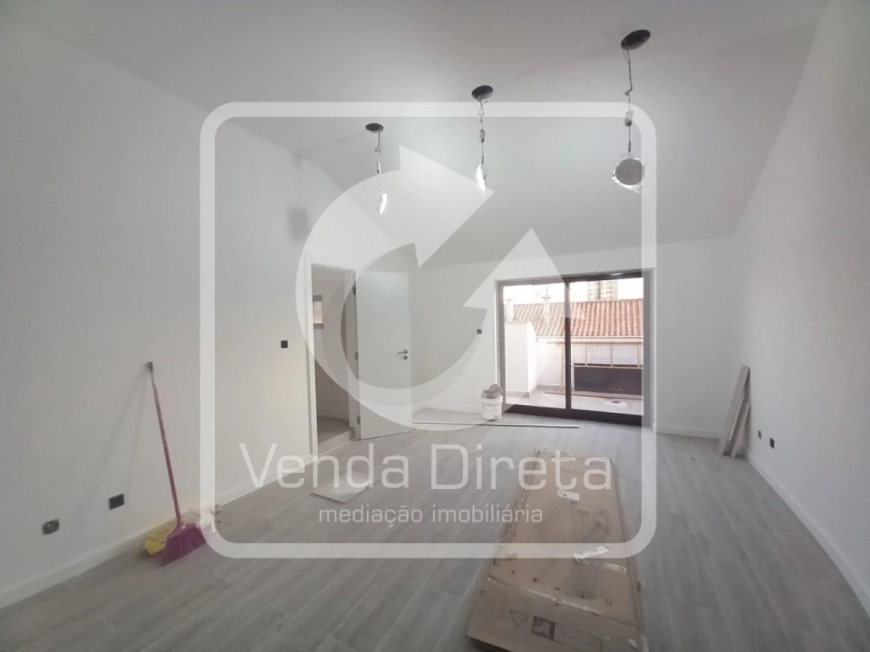 Apartamento T3 para Venda em Costa da Caparica Foto 39
