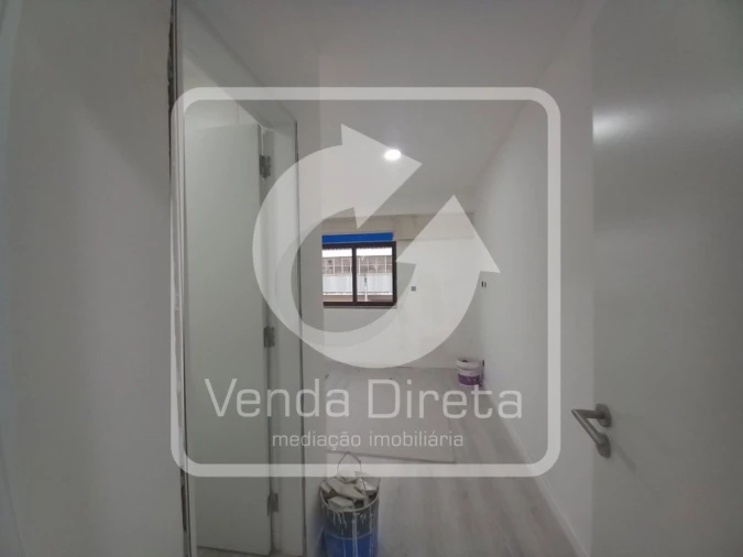 Apartamento T3 para Venda em Costa da Caparica Foto 24