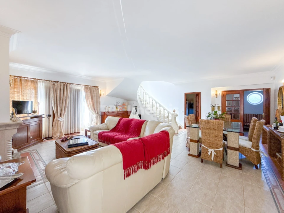 Moradia T4 para Venda em Abrantes (São Vicente e São João) e Alferrarede Foto 8