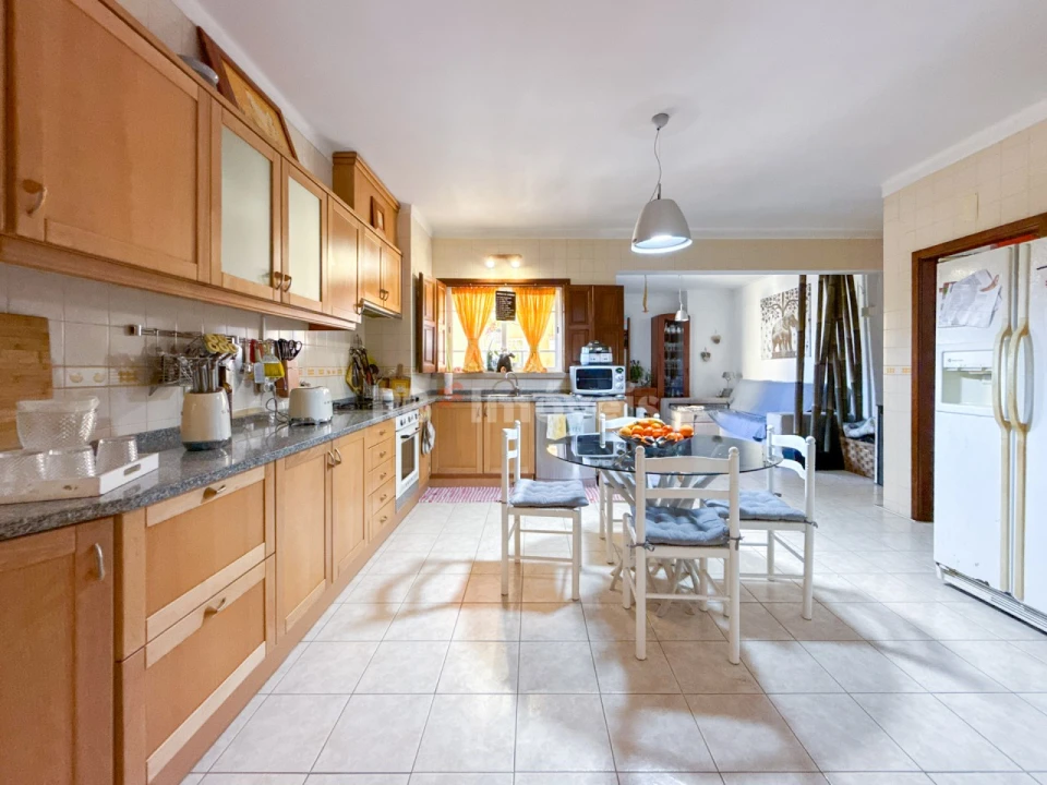 Moradia T4 para Venda em Abrantes (São Vicente e São João) e Alferrarede Foto 17