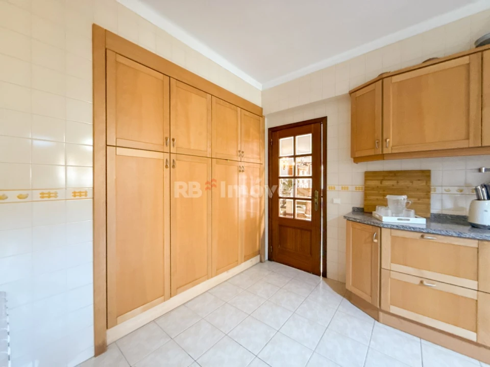 Moradia T4 para Venda em Abrantes (São Vicente e São João) e Alferrarede Foto 24