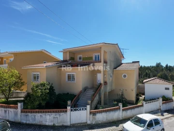 Moradia T4 para Venda em Abrantes (São Vicente e São João) e Alferrarede