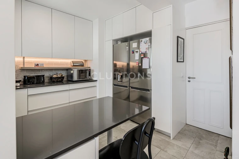 Apartamento T4 para Venda em Carcavelos e Parede Foto 11