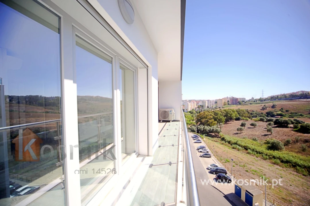 Apartamento T2 para Arrendamento em Póvoa de Santo Adrião e Olival Basto Foto 27