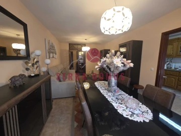 Apartamento T3 para Venda em Estômbar e Parchal