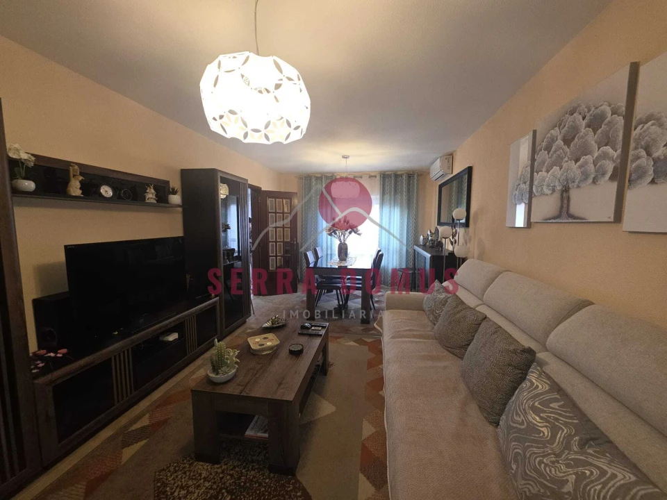 Apartamento T3 para Venda em Estômbar e Parchal Foto 3