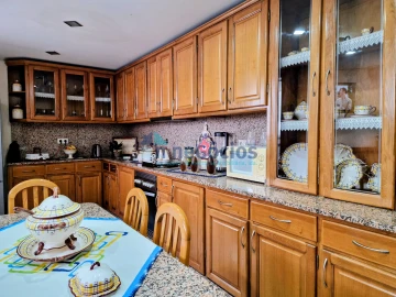 Moradia T3 para Venda em Nogueira do Cravo e Pindelo