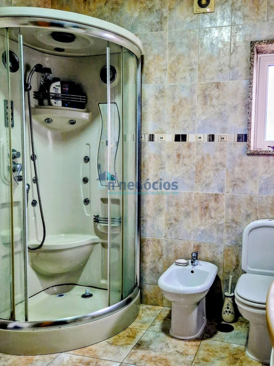 Moradia T3 para Venda em Nogueira do Cravo e Pindelo Foto 16