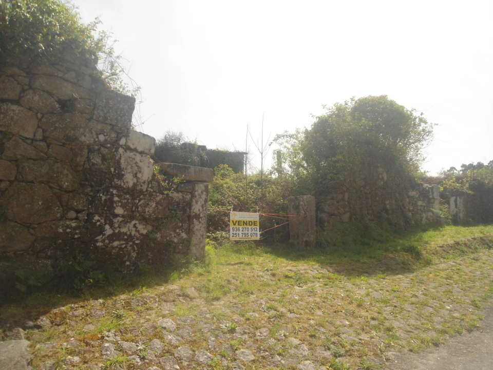 Moradia T0 para Venda em Sapardos Foto 5