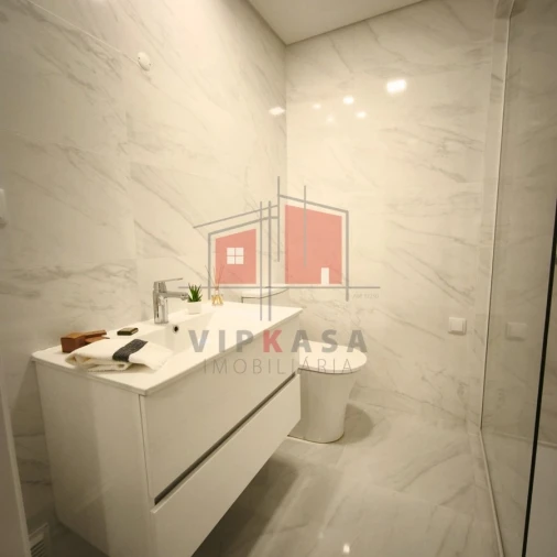 Apartamento T3 para Venda em Benfica Foto 13