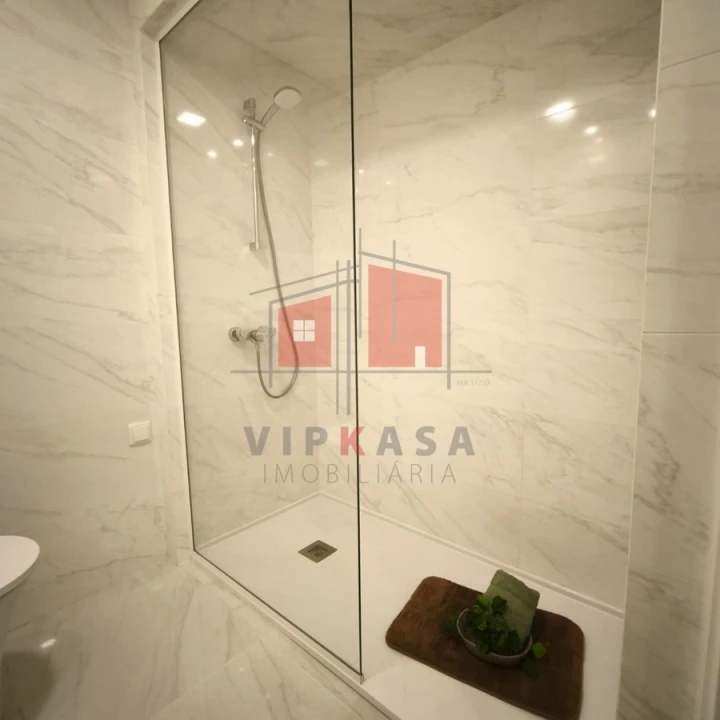 Apartamento T3 para Venda em Benfica Foto 15