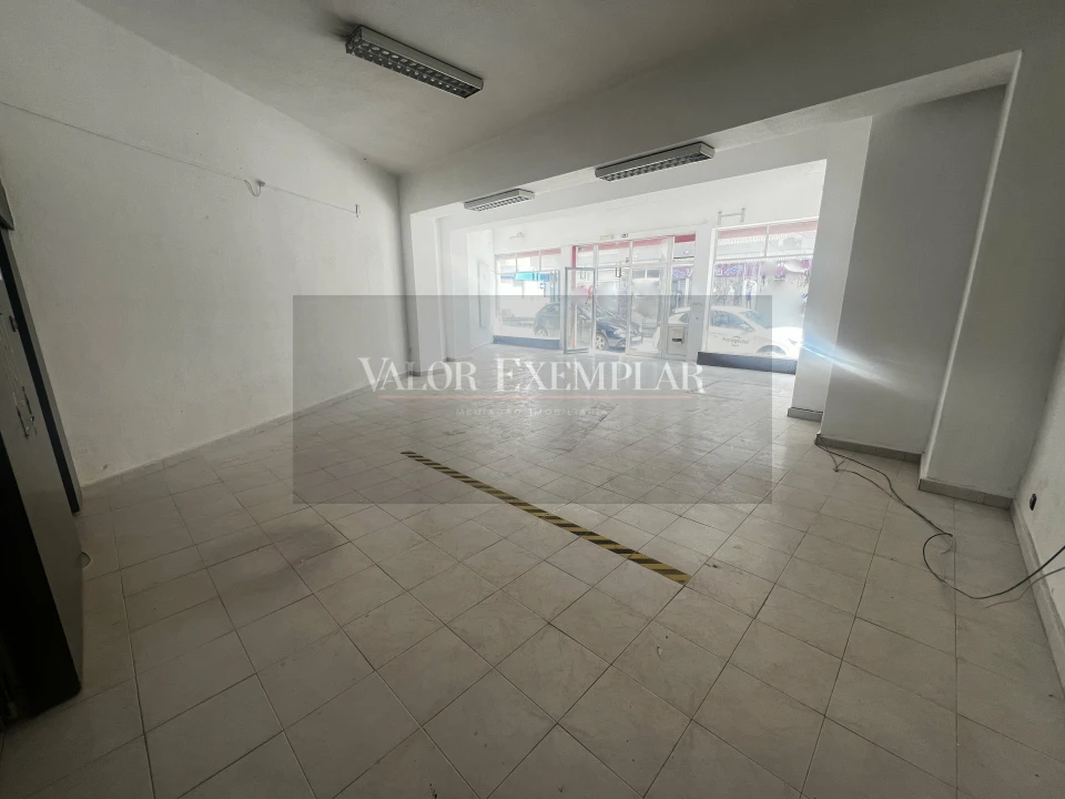 Loja para Arrendamento em Montijo e Afonsoeiro Foto 1
