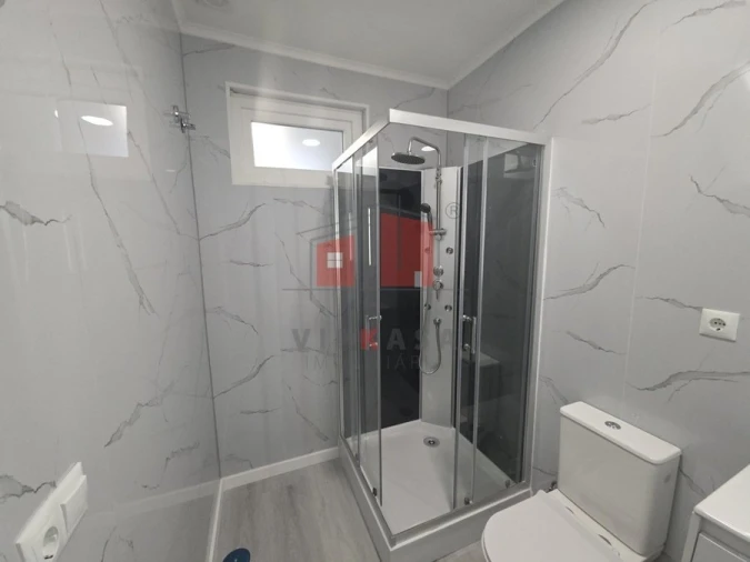 Apartamento T2 para Venda em Benfica Foto 9