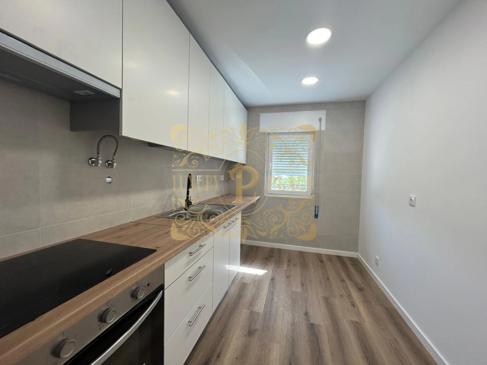 Apartamento T2 para Venda em Sesimbra (Castelo) Foto 7