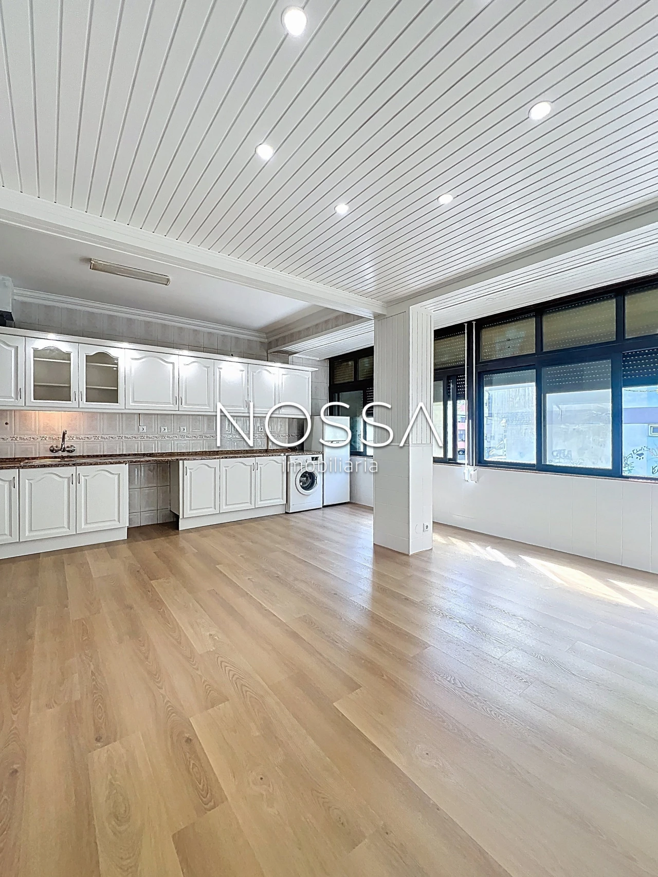 Apartamento T1 para Venda em Baixa da Banheira e Vale da Amoreira Foto 1