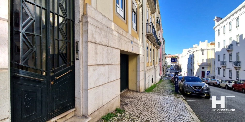 Apartamento T2 para Arrendamento em Arroios Foto 3